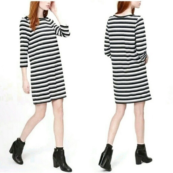 LOFT Dresses & Skirts - LOFT black and white boatneck dress
